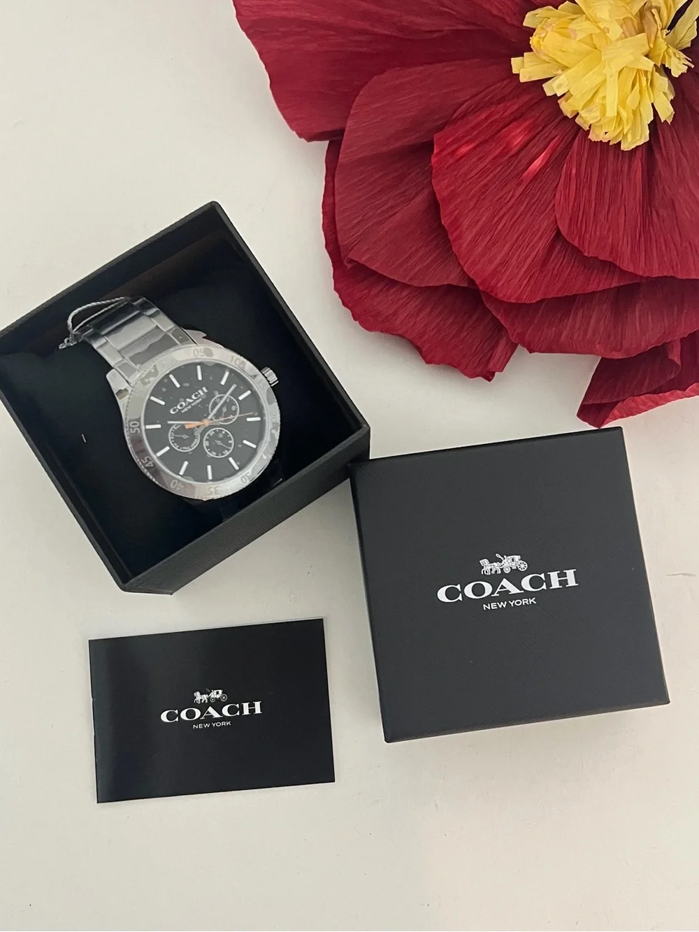 Coach Men’s Silver-Tone Stainless Steel Watch with Black Dial New In Box-Reemoly